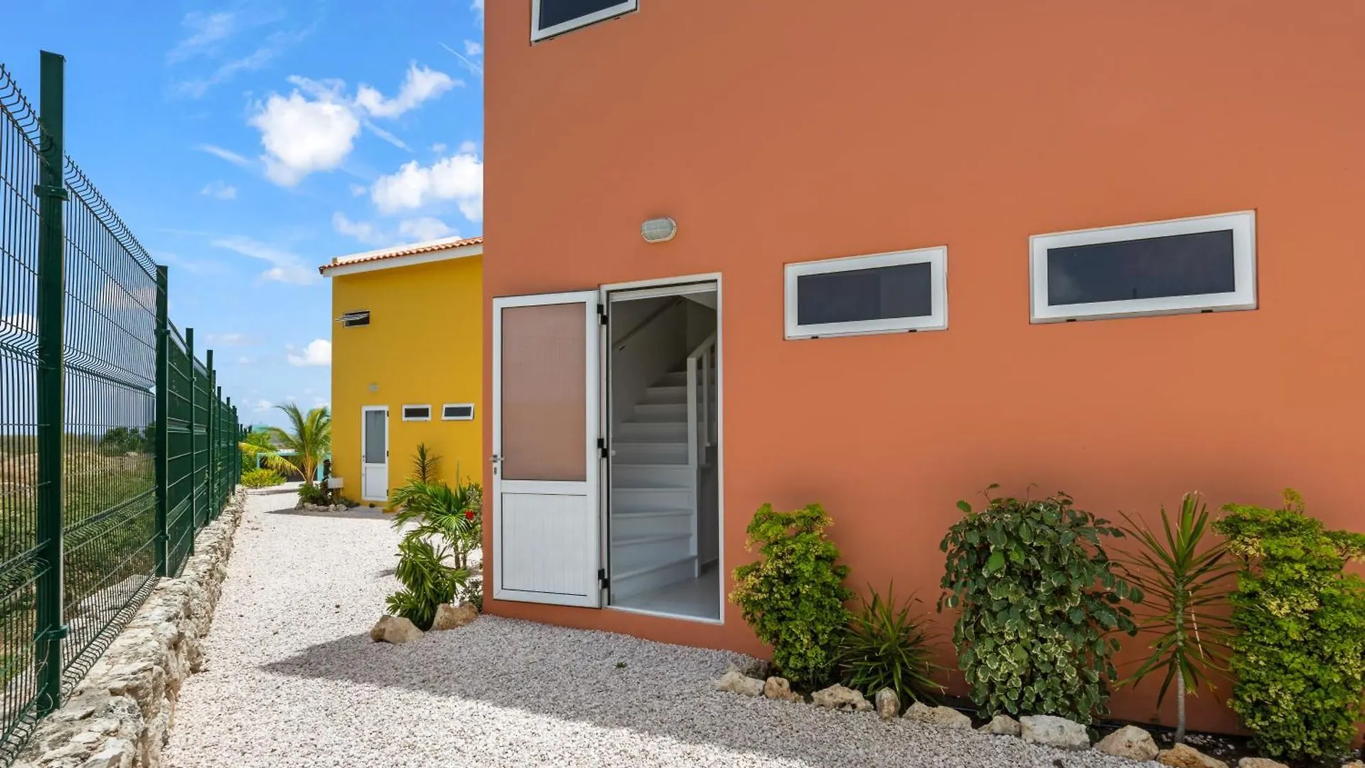 Westpunt Punta Azul Ocean Resort 6B בית נופש