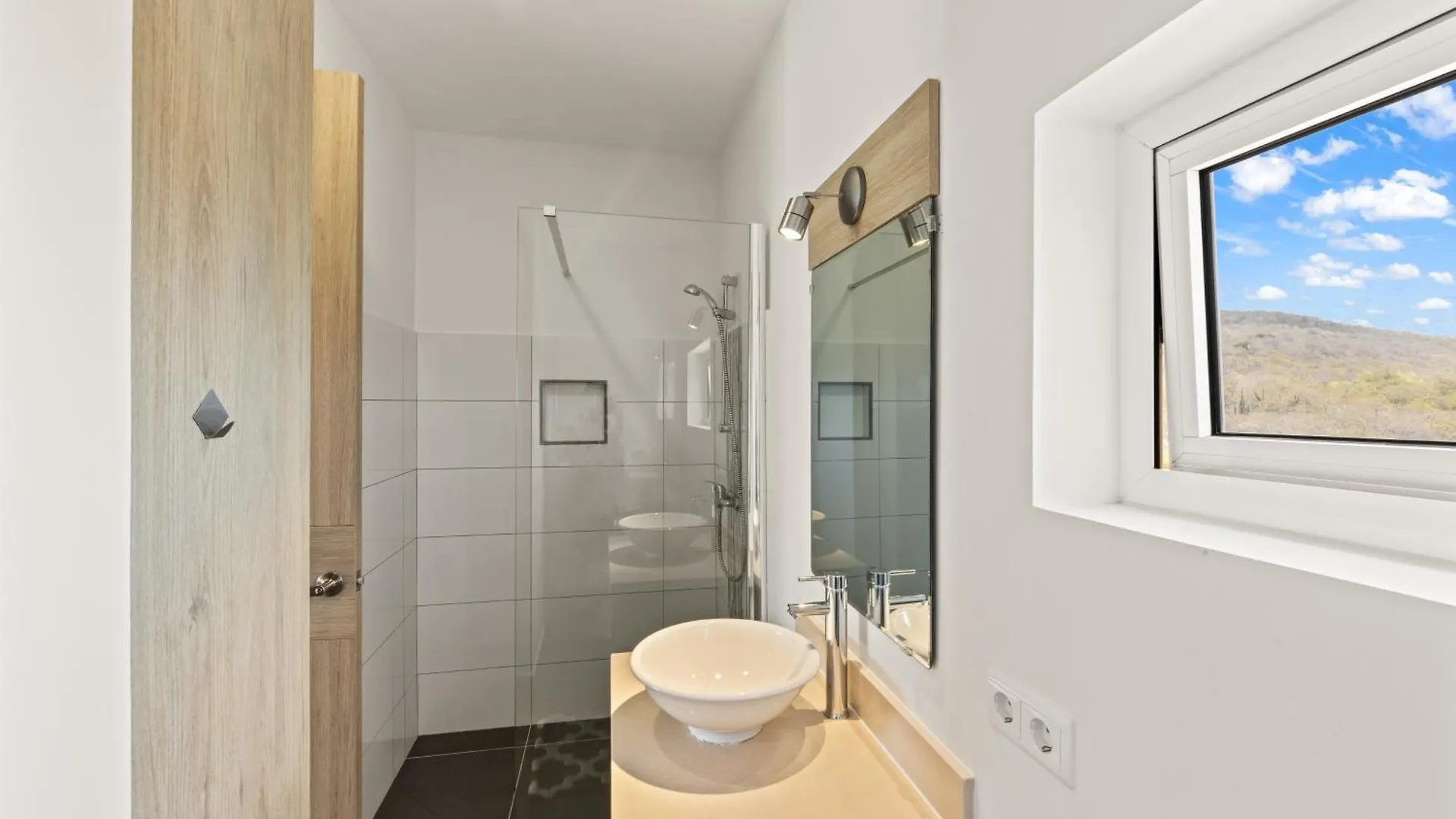 Westpunt Punta Azul Ocean Resort 6B בית נופש